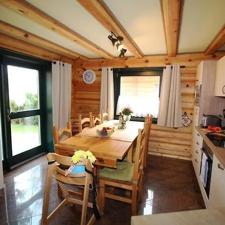 Haus Fink, Tolles In Mit Sonniger Terrasse بيت للعطل Fuhlendorf (Mecklenburg-Vorpommern)