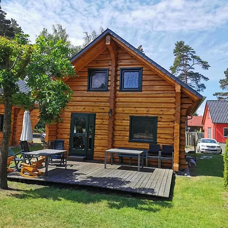 Haus Fink, Tolles In Mit Sonniger Terrasse * Fuhlendorf (Mecklenburg-Vorpommern)